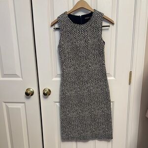 J. McLaughlin Navy and White Sleeveless Dress size xs